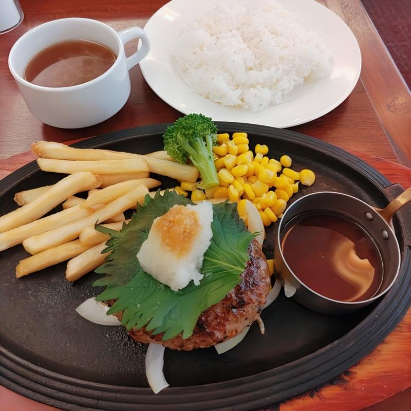 あつあつ鉄板和風ハンバーグ(ロイヤルホスト高輪店)