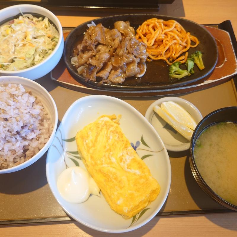 レモンビーフ定食 サラダセット麦大(やよい軒 富里店)