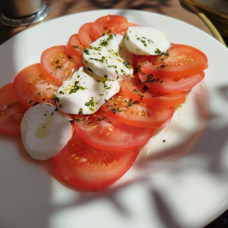 カプレーゼ(Croix rouge)