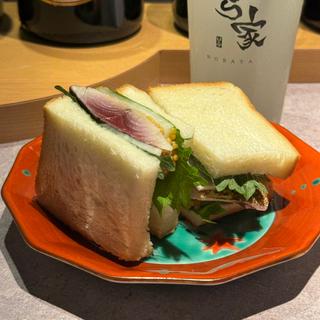 のら家の鯖サンド(めしどころ のら家)