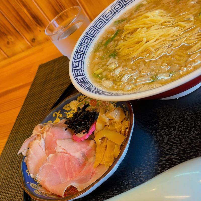 背脂煮干しソバ(中華ソバ 風来堂)