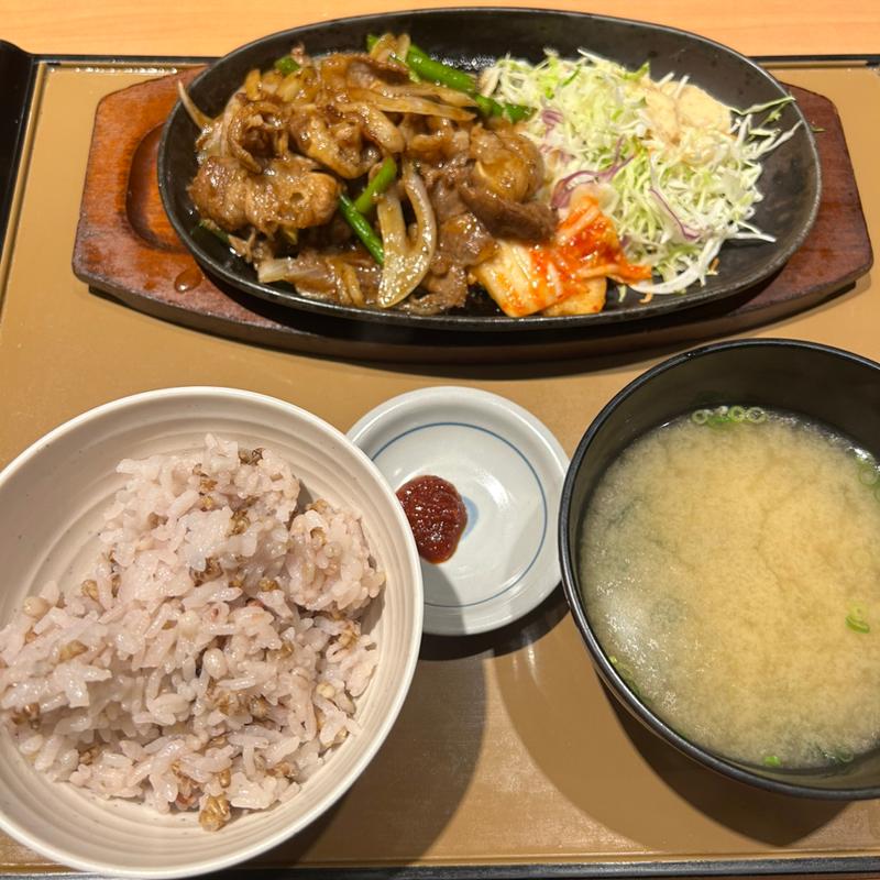 牛カルビ焼肉定食(やよい軒 川口店)