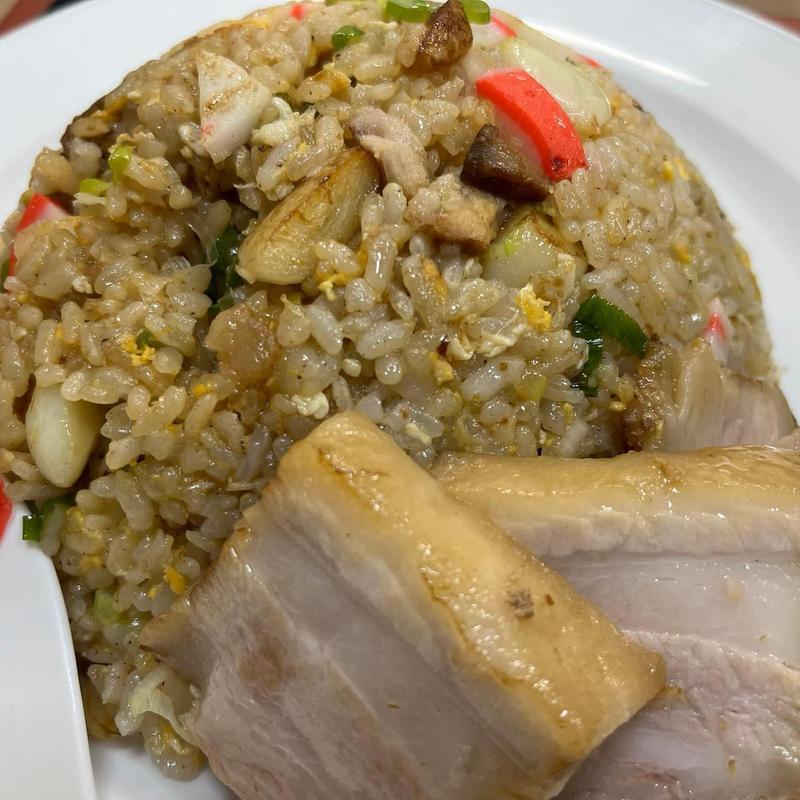 ニンニクチャーハン(中根うどん 白金店)