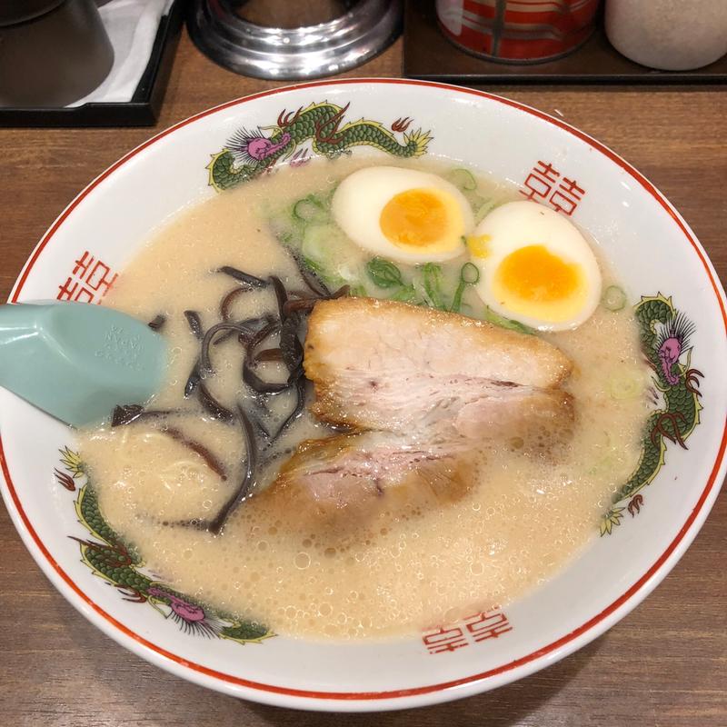 味玉ラーメン(ぎょらん亭 魚町店)
