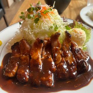 ポークチャップ(洋食GURa)