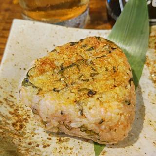 高菜明太の焼きおにぎり(イザカヤ 山角)