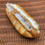 白身魚のフライサンド(ブーランジェリーマシェリ)