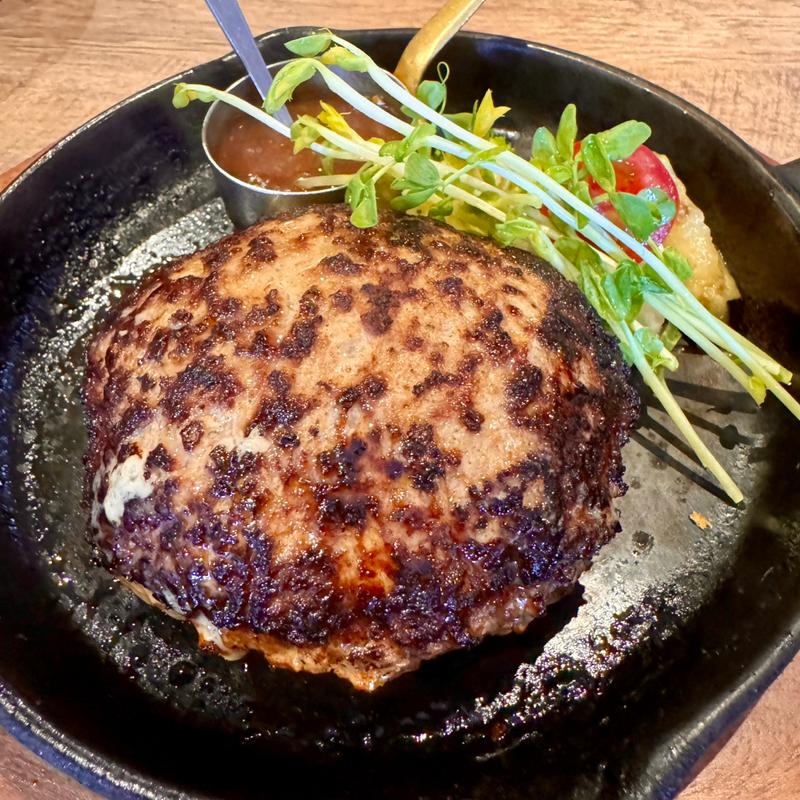 デミグラスハンバーグ300g(津の田ミート 茨木店)