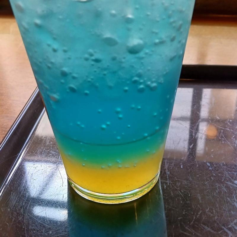 ブルーハワイパインソーダ(サンマルクカフェ 尼崎神田中通店)