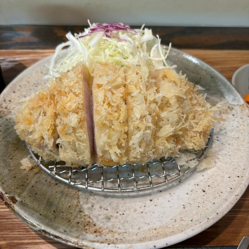 絹のロースかつ(絹のとんかつ まうか食堂)