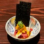 カナダ産の本マグロ、ウニ、りんご