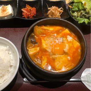 豆腐チゲランチ(焼肉 新羅 MONA新浦安店)