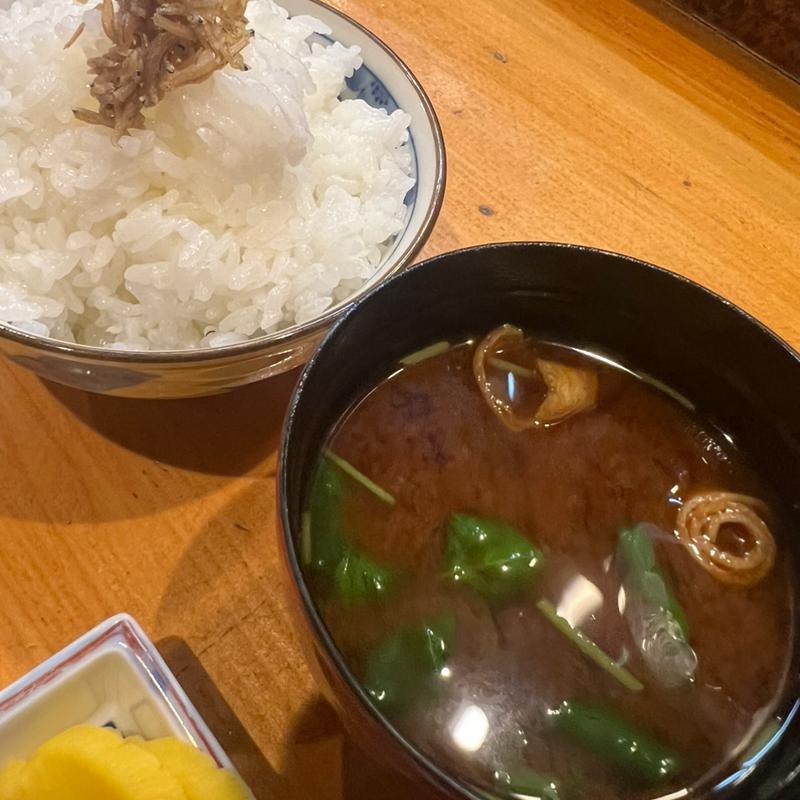 ご飯、赤だし(彩り八寸)(馳走庵一献)