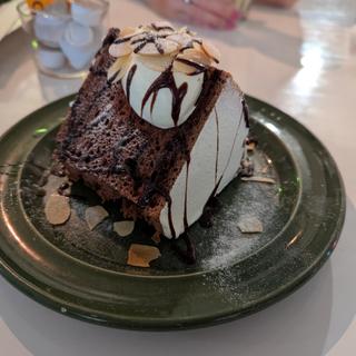 エンゼルフードケーキ ショコラ(グッドモーニングカフェ 池袋ルミネ店 （GOOD MORNING CAFE）)