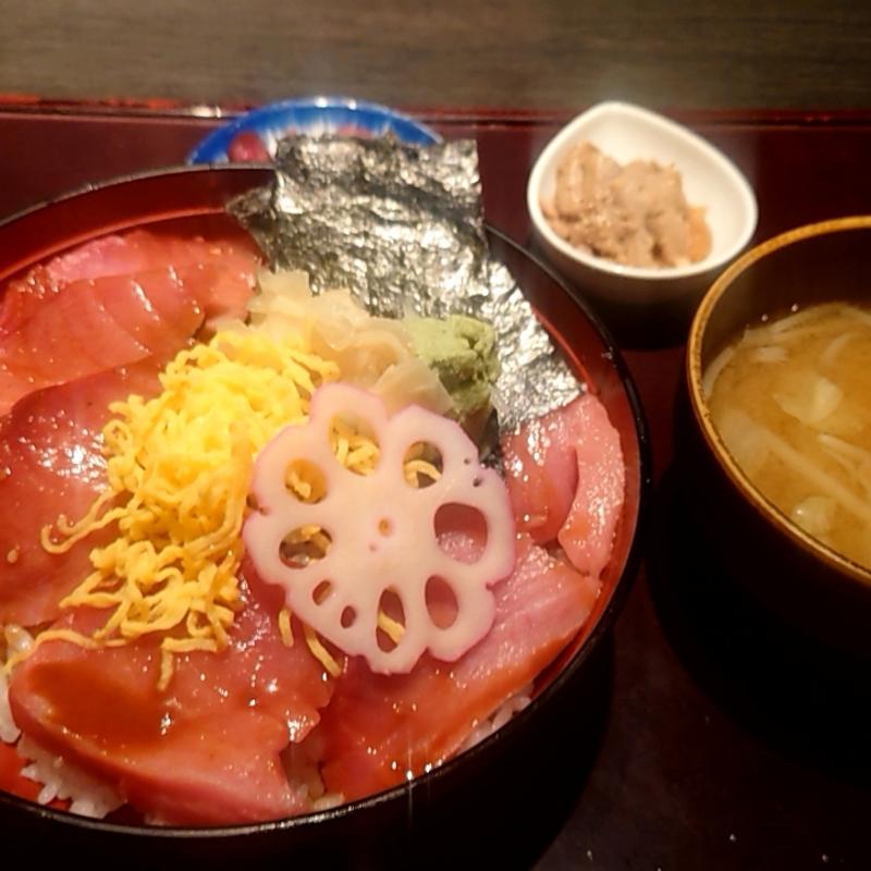 まぐろ中トロ丼(早瀬 （せんさいぎょ はやせ）)