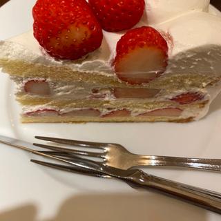 夏苺のショートケーキ(HARBS 阪急三番街店)