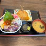 サービス丼 鯵フライ(海鮮亭 高はし （かいせんてい たかはし）)