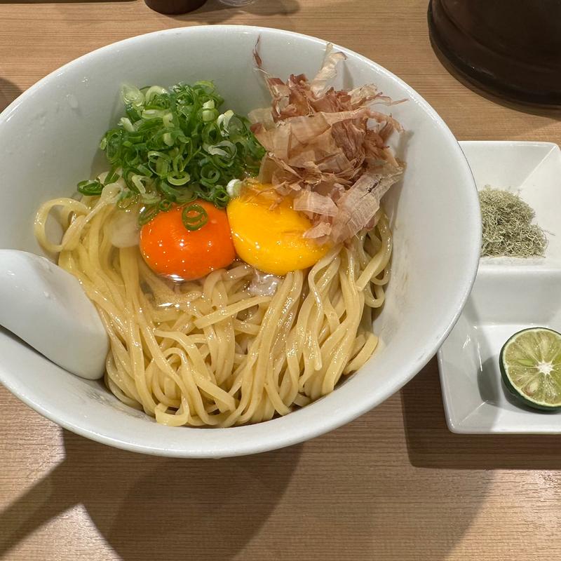 紅白TKM(らぁ麺 まる鈴 本厚木店)