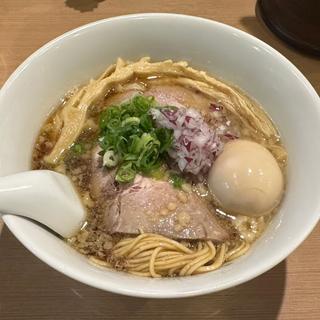 特製背脂醤油ラーメン(らぁ麺 まる鈴 本厚木店)