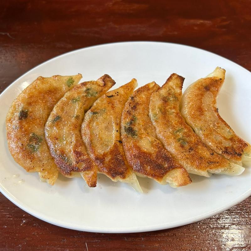 ぎょうざ(中華飯店 菜家)