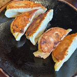 焼き餃子(東華楼)
