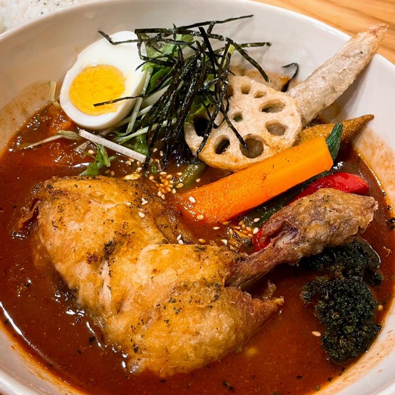 奇跡のパリパリチキン+トマトスープ(札幌スープカレー ヒグマ)