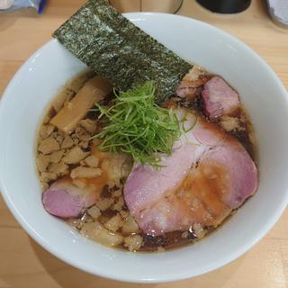 鶏と煮干し背脂醤油ラーメン(NAGASHARI)