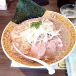 づけニンニクの背脂醤油らー麺(塩生姜らー麺専門店MANNISH 神田西口店)