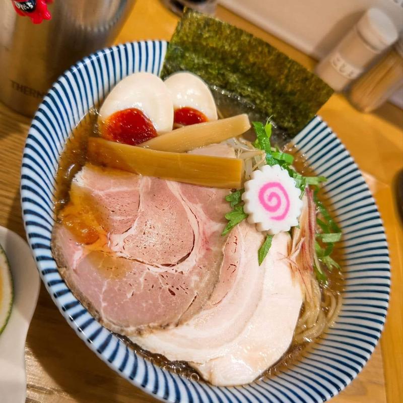 冷やし醤油らーめん 半熟味玉(らーめん 伊の屋)
