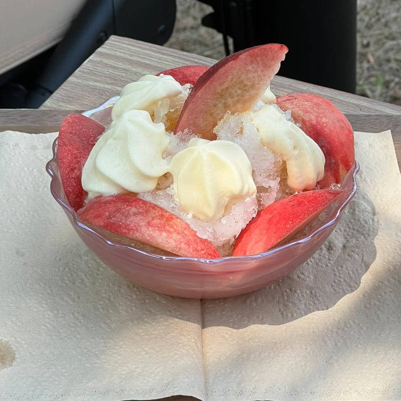 白桃のかき氷(Naito Farm PESCA SHOP)