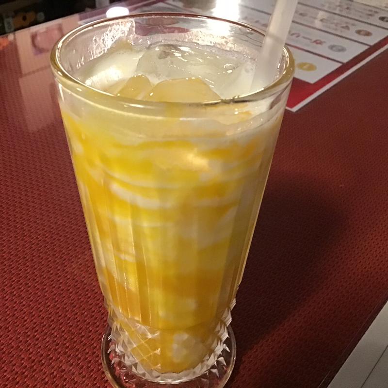 マンゴーラッシー(スルターン)