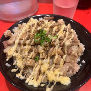 炙りちゃーしゅー丼(燻とんあくた川 今出川店)