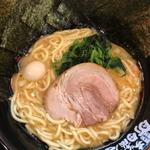 ラーメン(町田商店 四谷麹町店)
