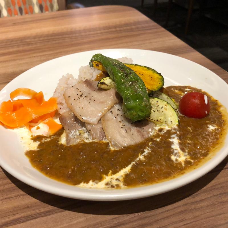 イベリコ豚と夏野菜の辛口カレー(高倉町珈琲 鶴ヶ島店)