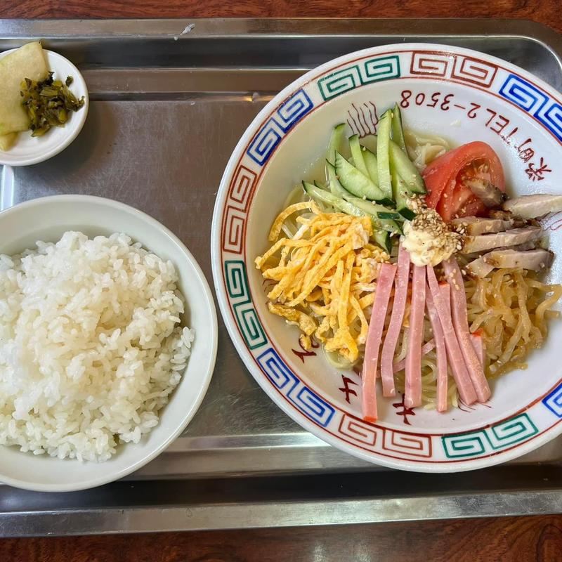 冷やし中華 白飯(中)(中華料理 優(まさる))