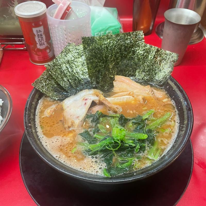 ラーメン海苔増し(IEKEI TOKYO 王道家直系)