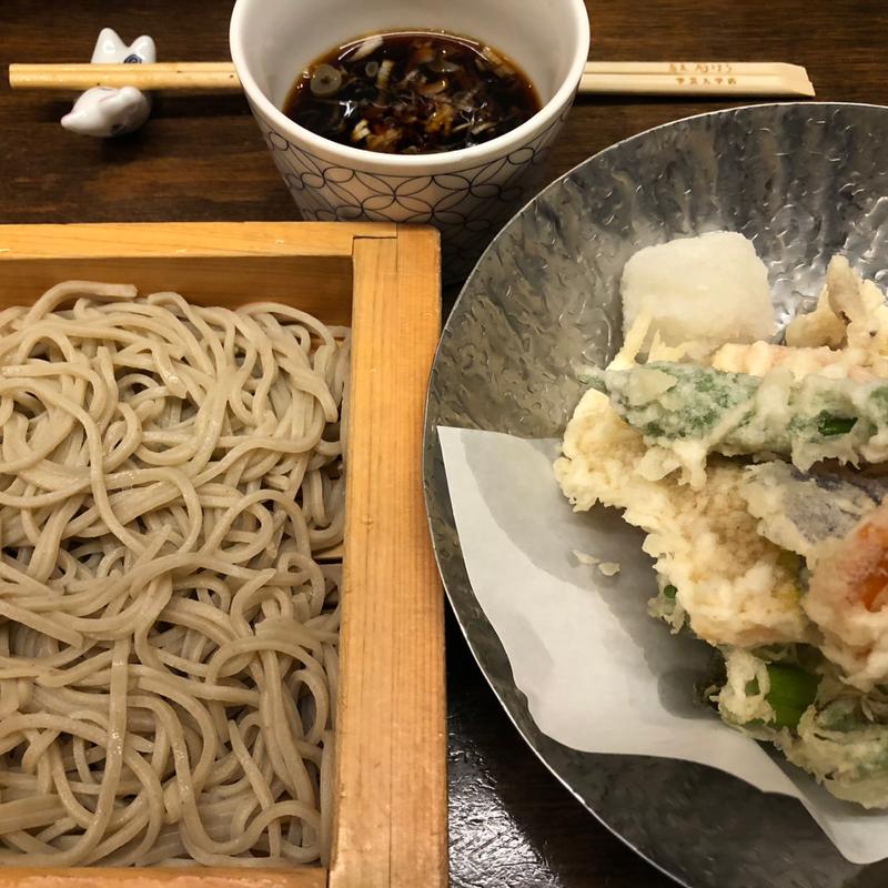 野菜の天ぷらと蕎麦(蕎麦石はら 学芸大学店)