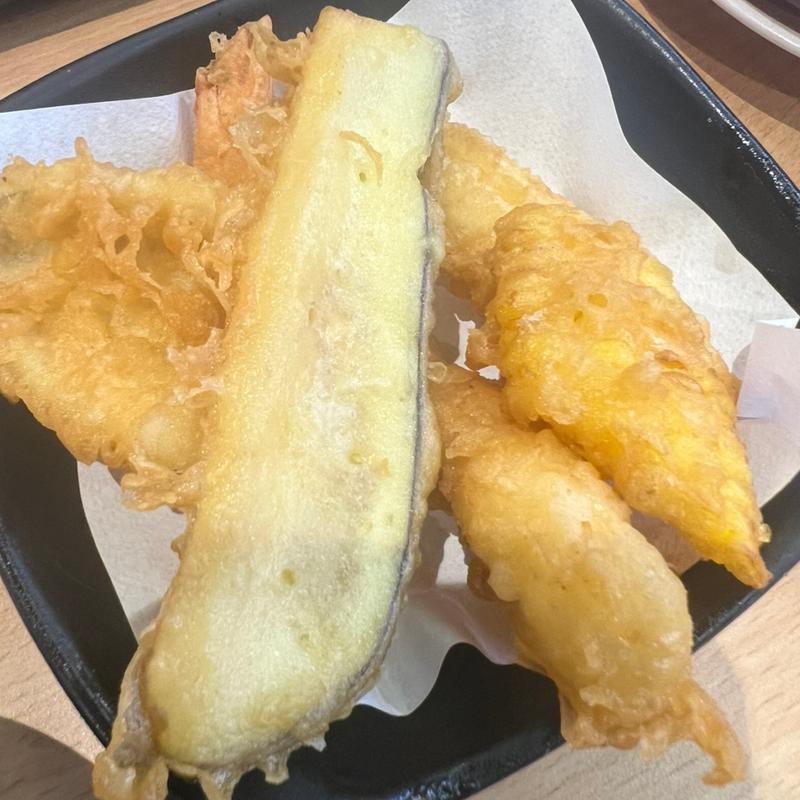 季節の天ぷら盛り合わせ～天つゆ付き～(かっぱ寿司 三木店)