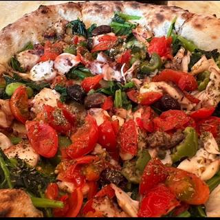  basilico e salsiccia fatta in casa(トゥットベーネ)