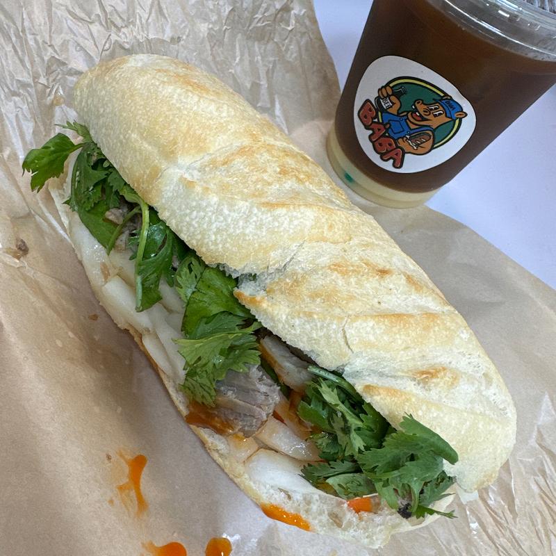 バインミーバーバーとベトナムコーヒーのセット(バインミーバーバー中目黒店)