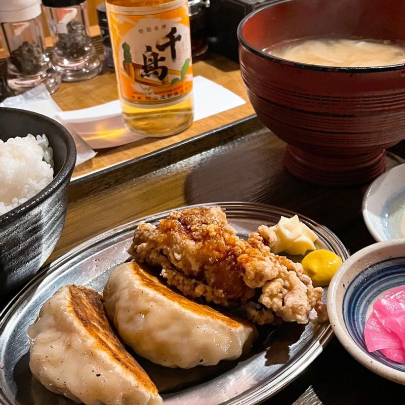 製造所定食（大粒餃子2個、タレザンギ1個）(SAPPORO餃子製造所 )