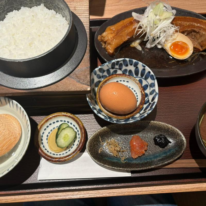 豚の角煮御膳(酒膳 穂のほまれ 西新宿店)