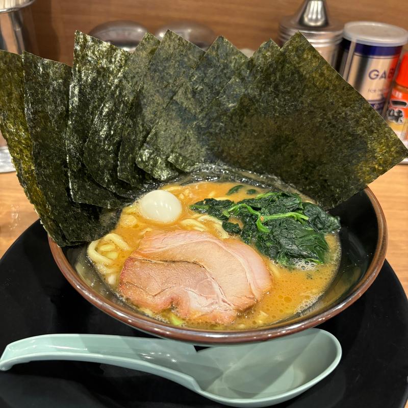 麺ハーフ(町田商店 本店)