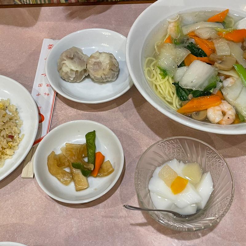 エビそば+半チャーハン(横浜中華街 千禧楼 中国料理)