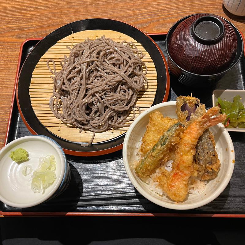 蕎麦と小天丼(浅草割烹天とよ神保町店)
