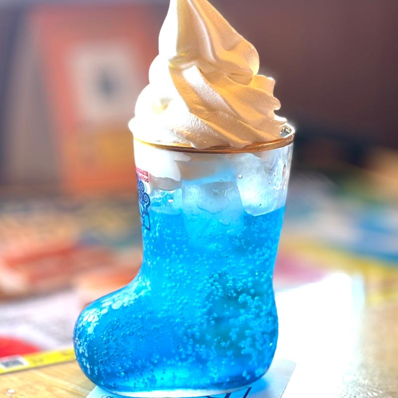 ブルーハワイクリームソーダ(珈琲所コメダ珈琲店 金沢高柳店)