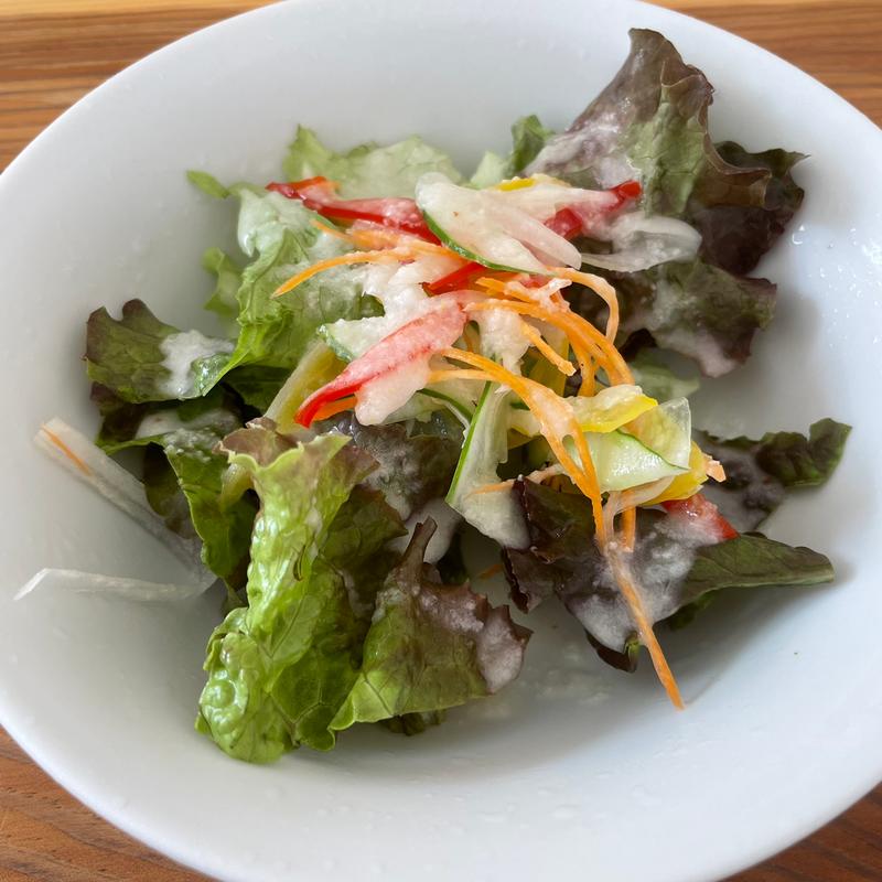 サラダ(OSTERIA ALBERI)