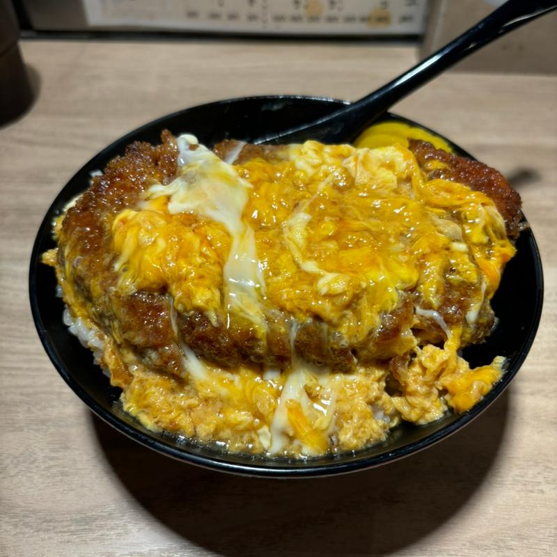 厚切りカツ丼(七兵衛)