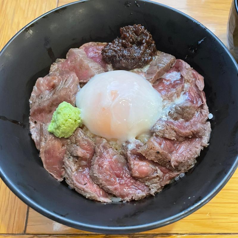 あか牛丼(あか牛丼　いわさき)