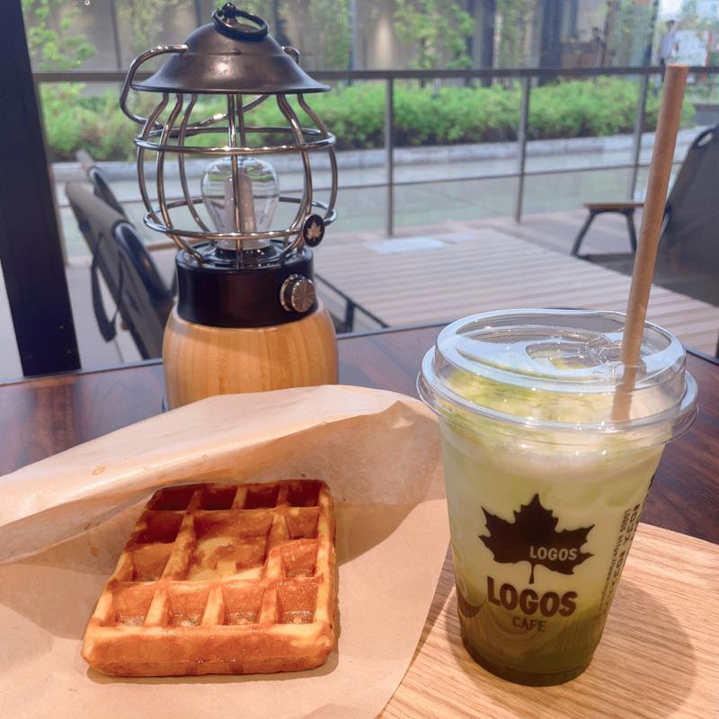 抹茶ラテ&ワッフル(ロゴスカフェ＆ヒロバ ららぽーと門真店)